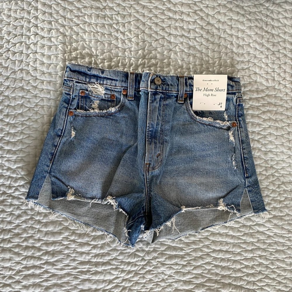 Abercrombie & Fitch: High Rise Mom Short Size 27